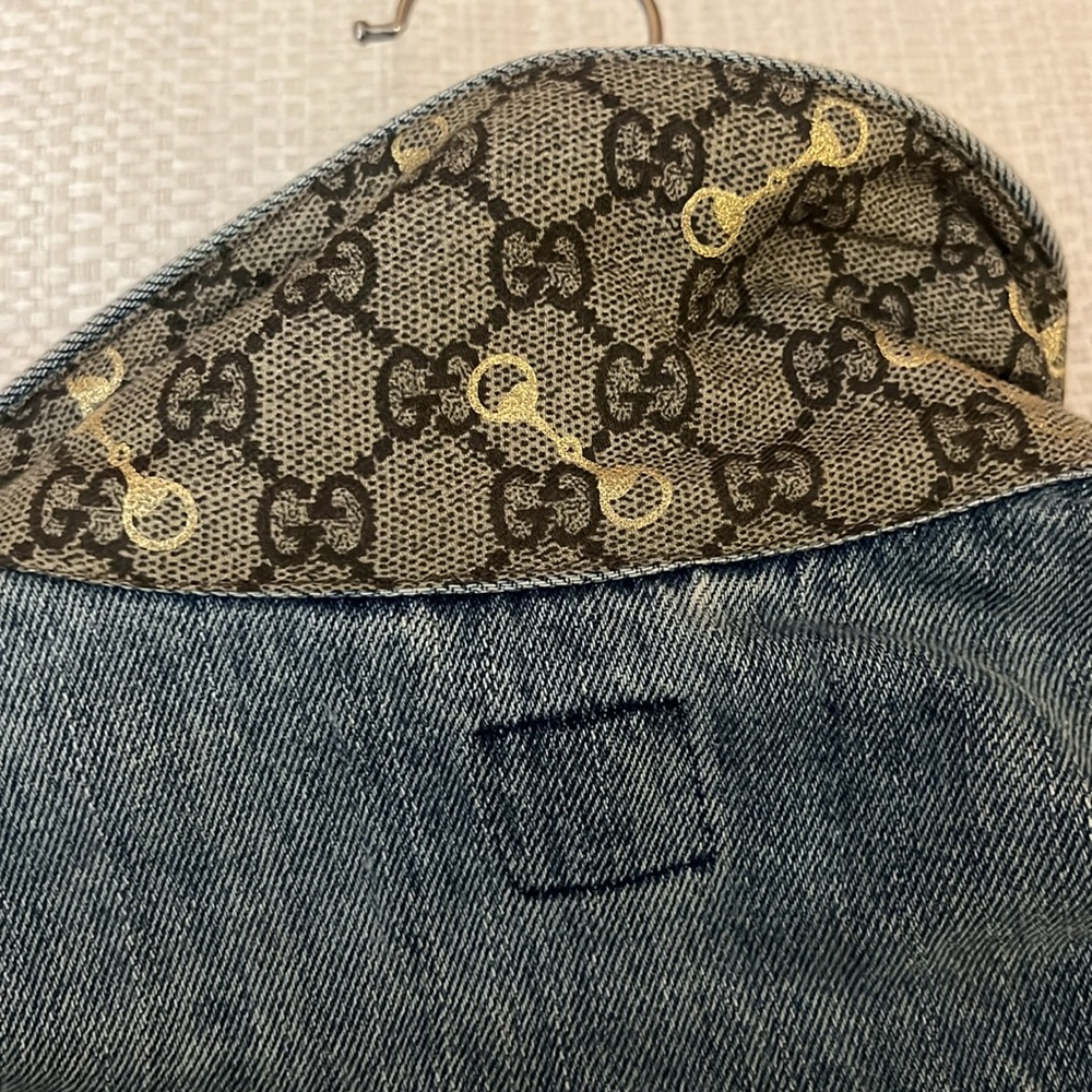 Gorgeous-Denim Jacket with Patterned Collar & cuffs.Silk scarf on back! - Picture 4 of 5
